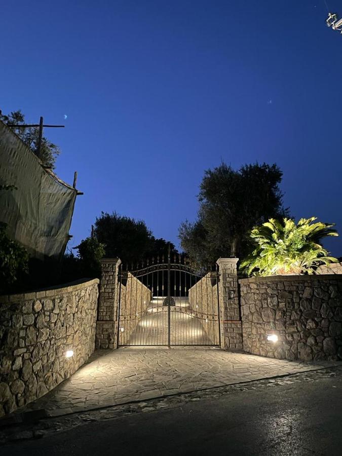 Liparulo Holiday House Massa Lubrense Exteriér fotografie